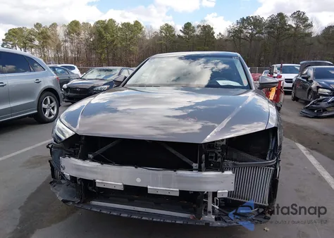 2019 Audi A8 L 55 z USA, uszkodzony, nr VIN WAU8DAF87KN016709